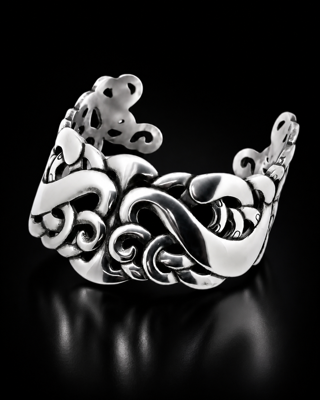 Sterling Silver Manaia Cuff