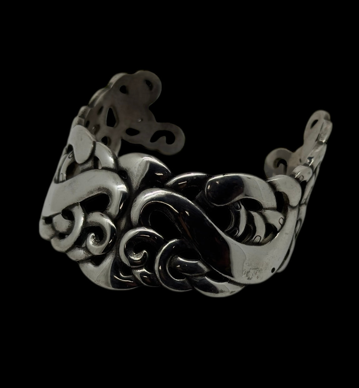 Sterling Silver Manaia Cuff