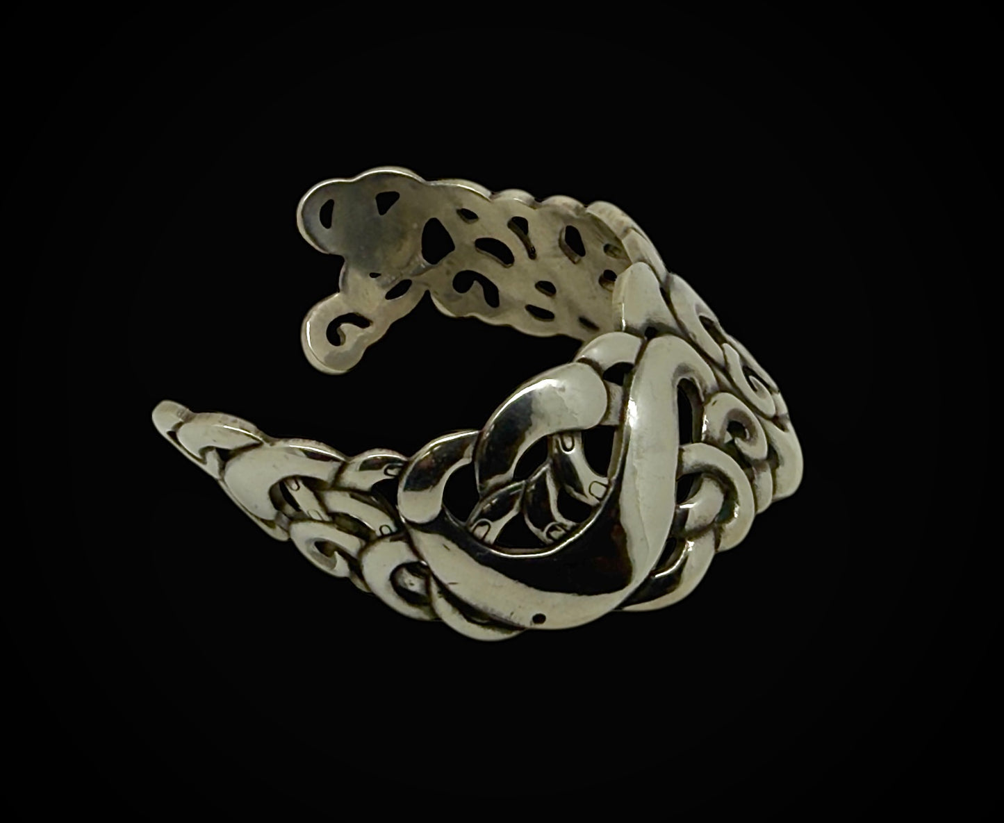 Sterling Silver Manaia Cuff